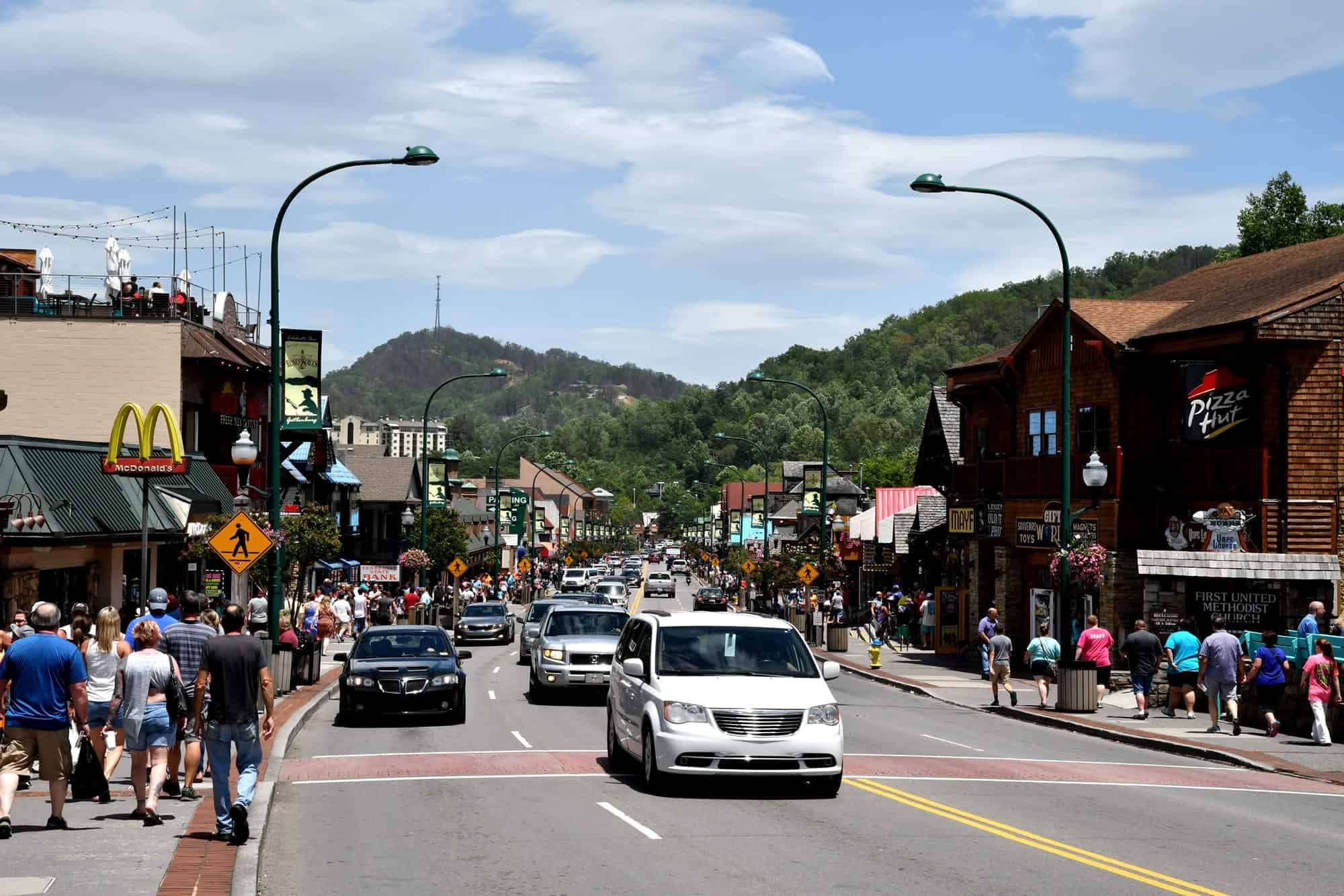 4-benefits-of-staying-at-our-hotel-near-downtown-gatlinburg-hotels-in