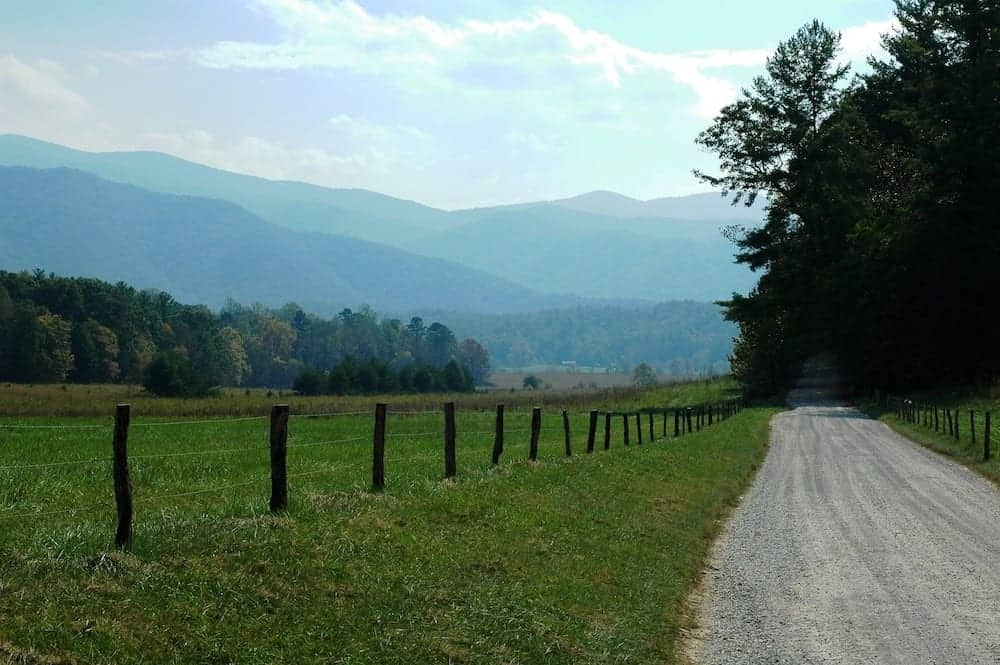 cades cove loop in the smoky mountains