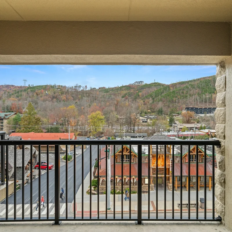 96-1100-Parkway-1-Gatlinburg-TN-96 copy